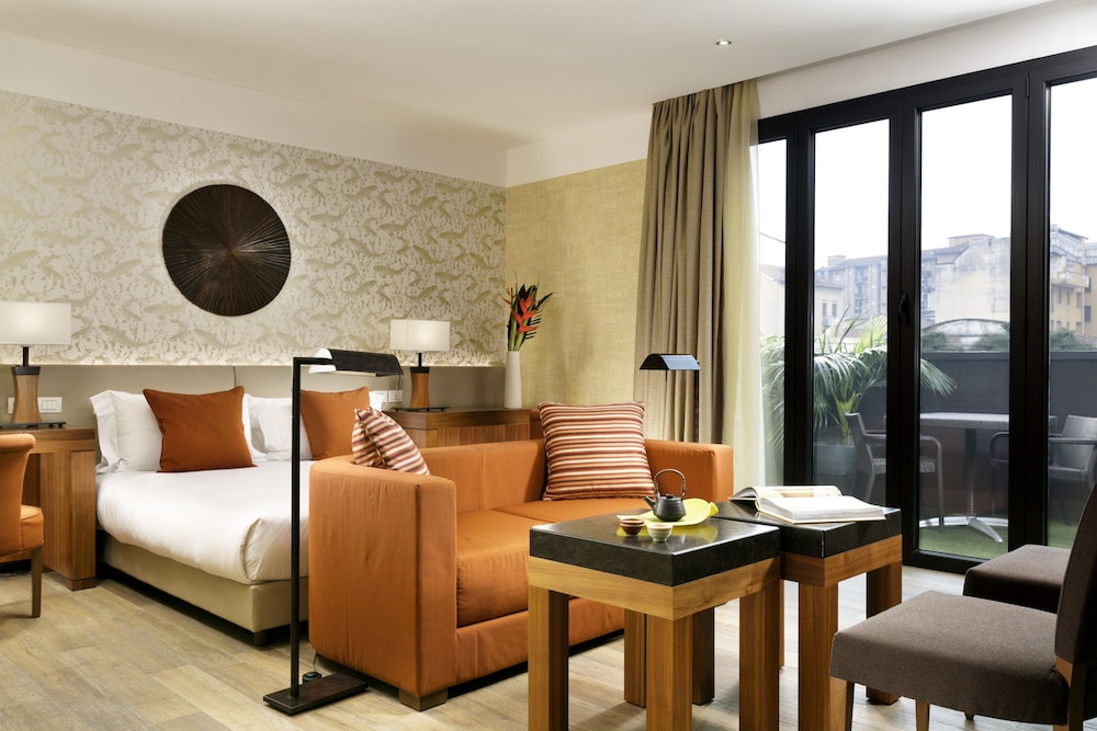 Milan Suite Hotel 12