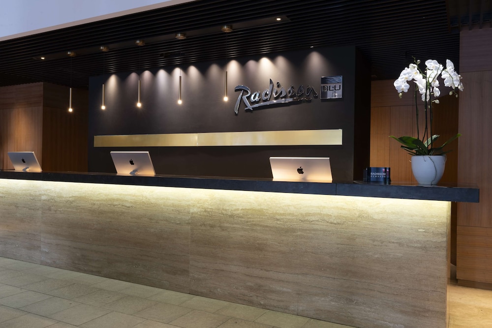 Radisson Blu Hotel Milan 9