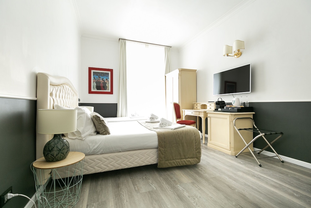 Capitolium Rooms 18