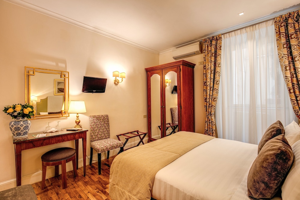 Hotel Cortina Rome 12