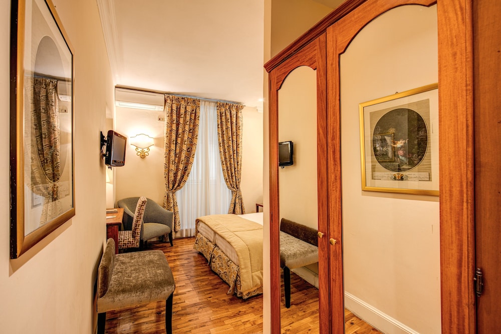 Hotel Cortina Rome 22
