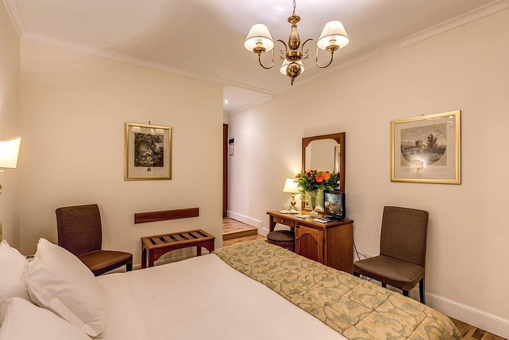 Hotel Cortina Rome 21