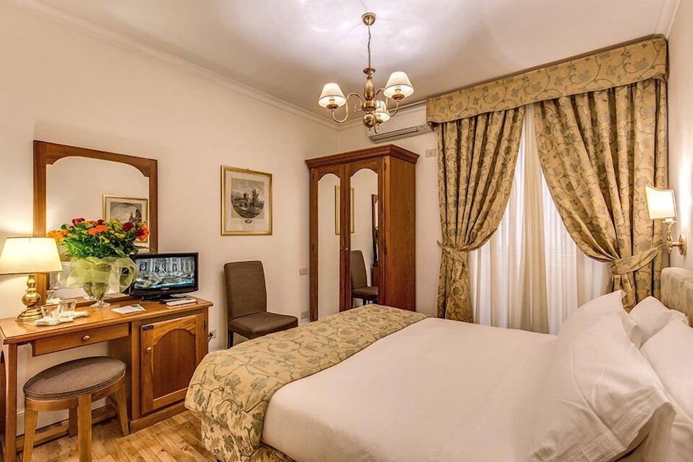 Hotel Cortina Rome 19