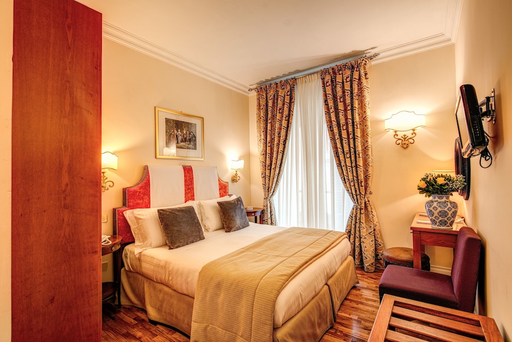 Hotel Cortina Rome 9