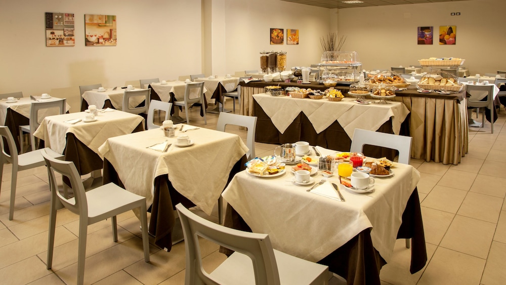 Hotel Artis 16