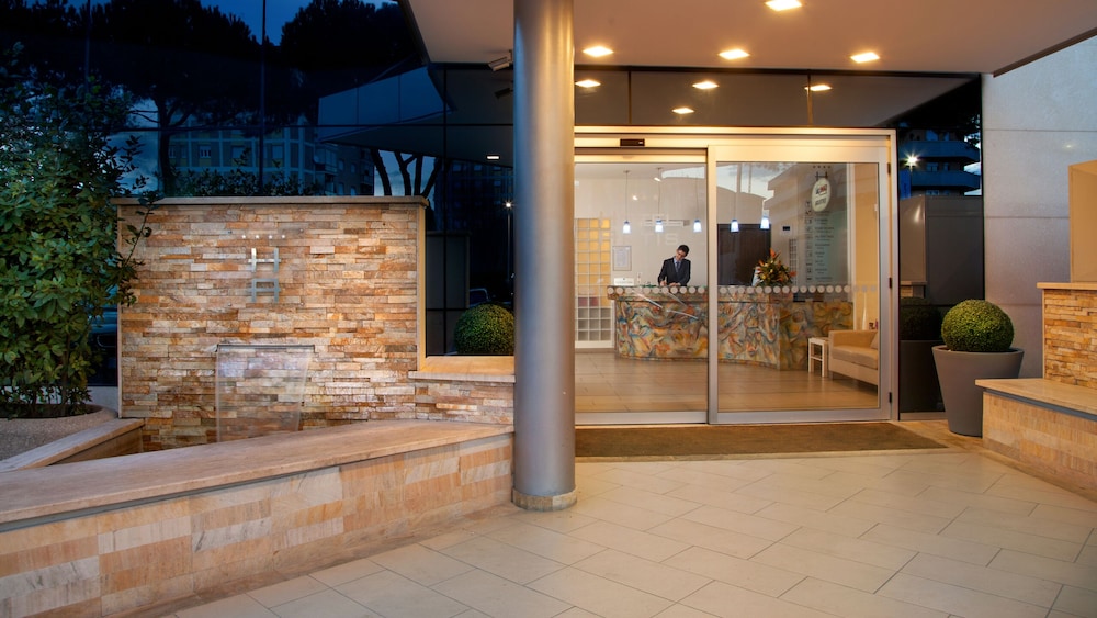 Hotel Artis 23
