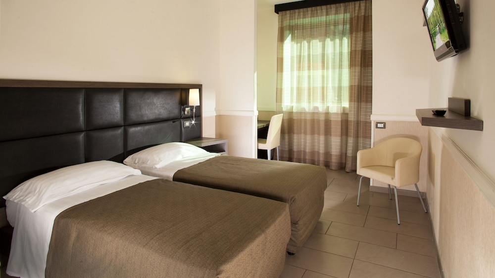 Hotel Artis 11