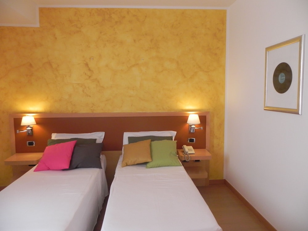 Ibis Styles Roma Vintage 14