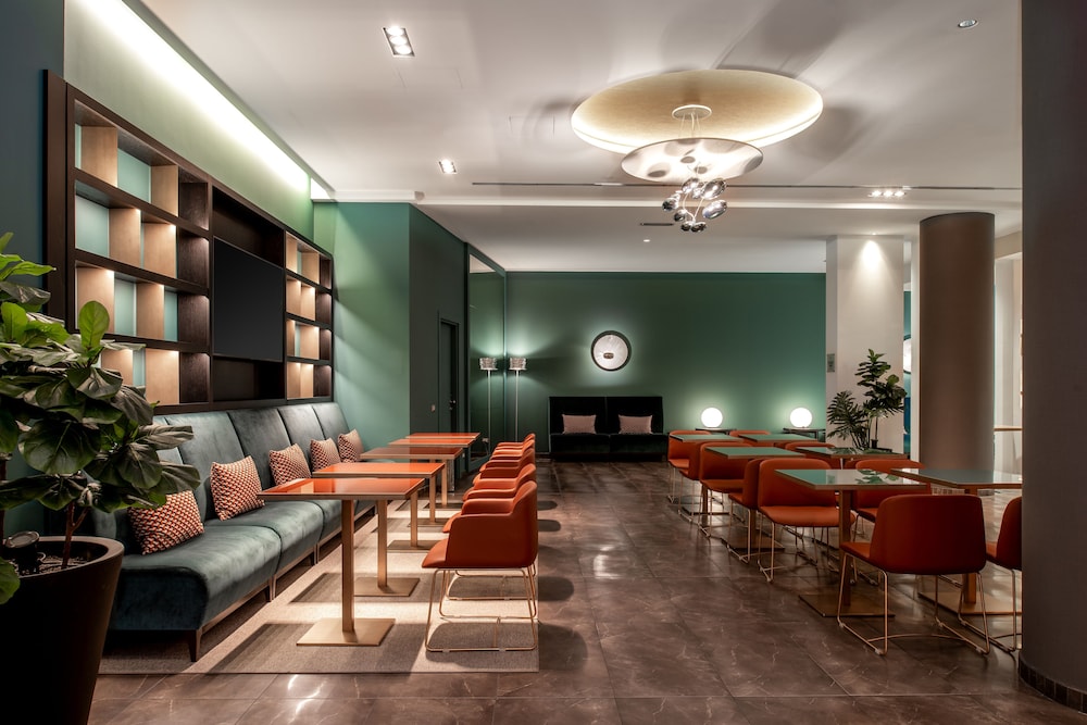 Ramada Plaza by Wyndham Milano 6