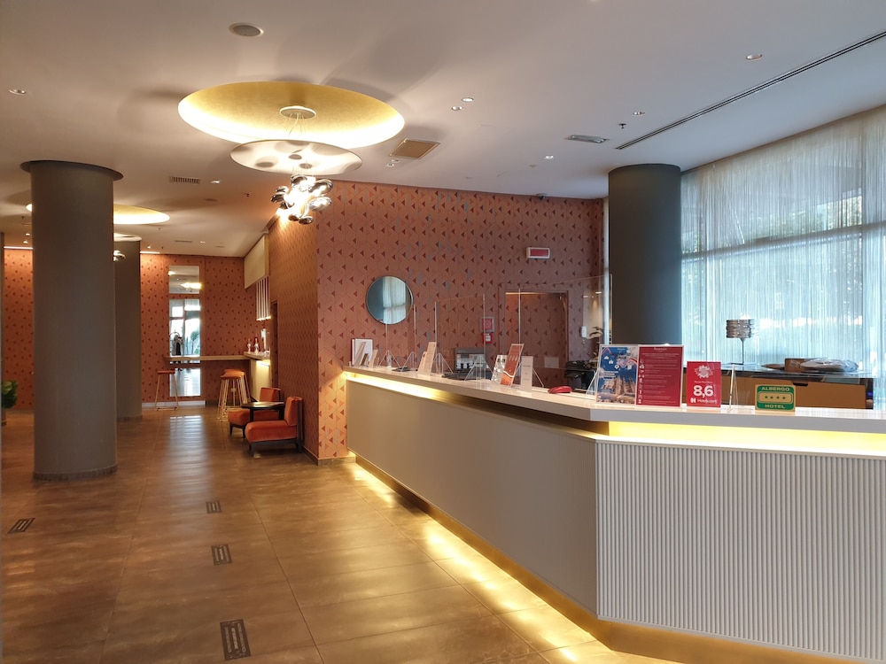 Ramada Plaza by Wyndham Milano 2