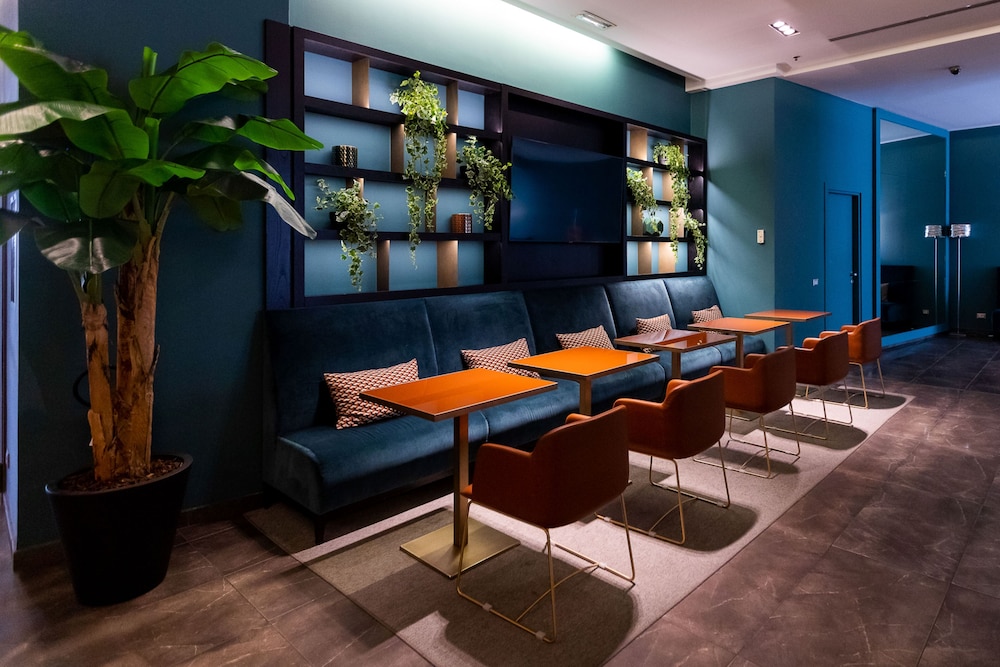 Ramada Plaza by Wyndham Milano 5