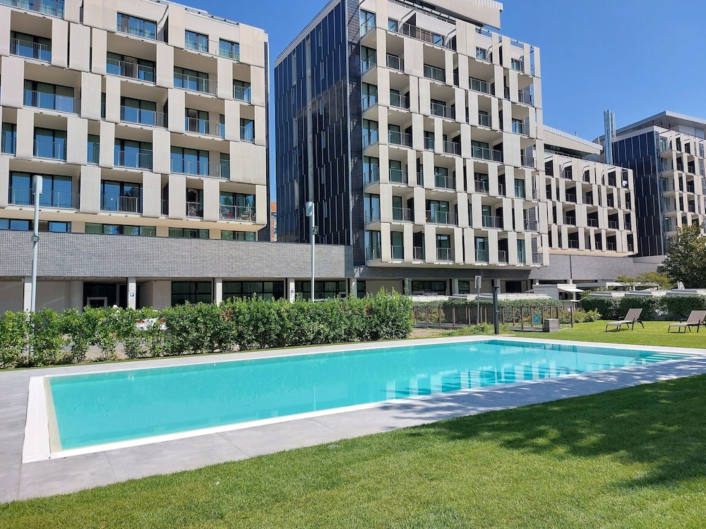 Ramada Plaza by Wyndham Milano 1
