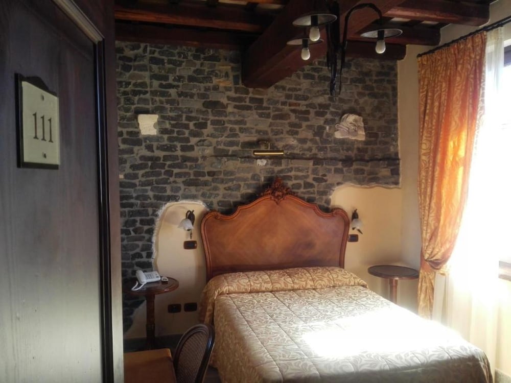 Relais Castrum Boccea 9
