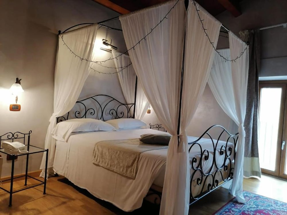 Relais Castrum Boccea 12