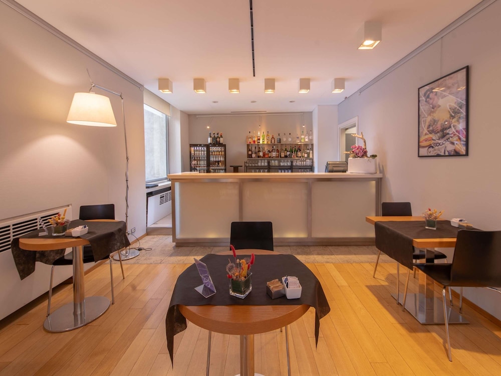 Mercure Milano Solari 23