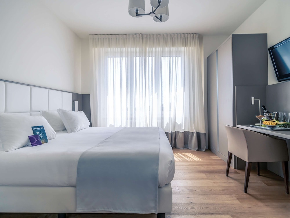 Mercure Milano Solari 8