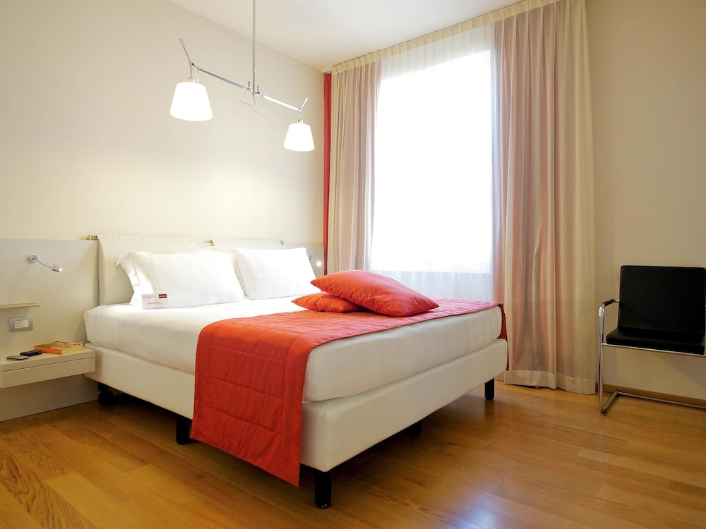 Mercure Milano Solari 2