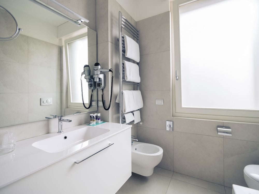 Mercure Milano Solari 14
