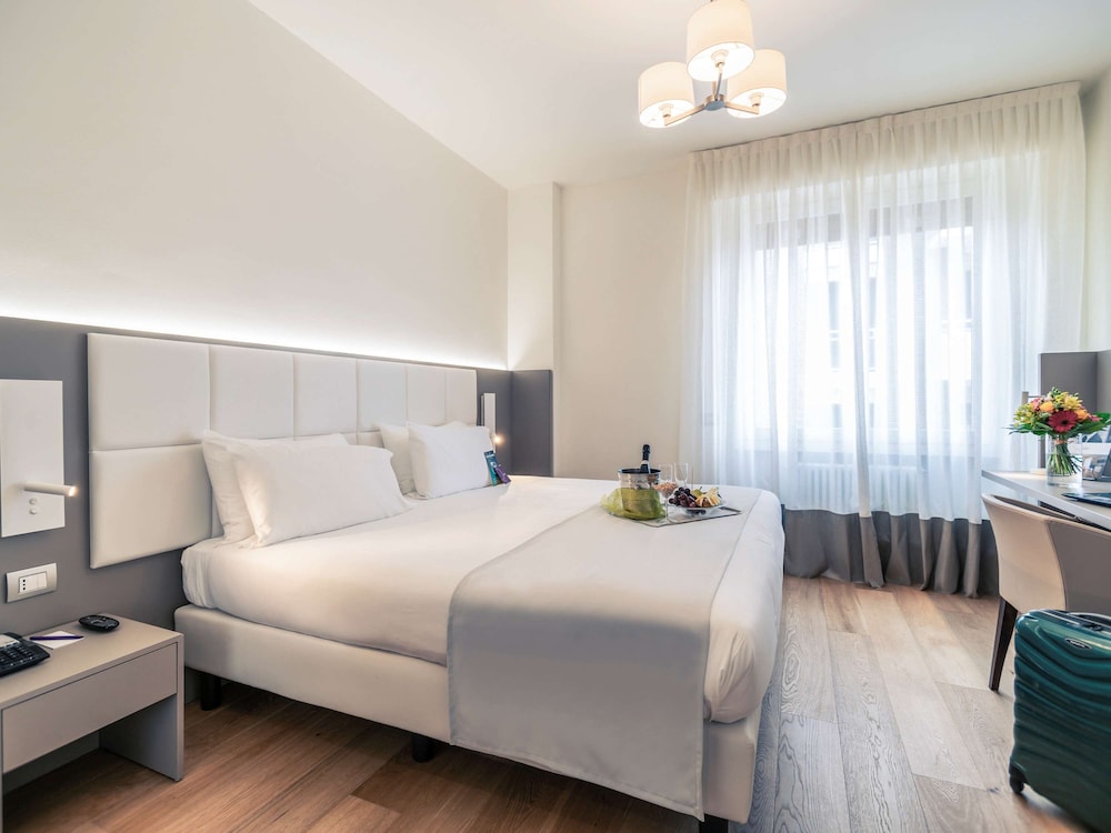 Mercure Milano Solari 9