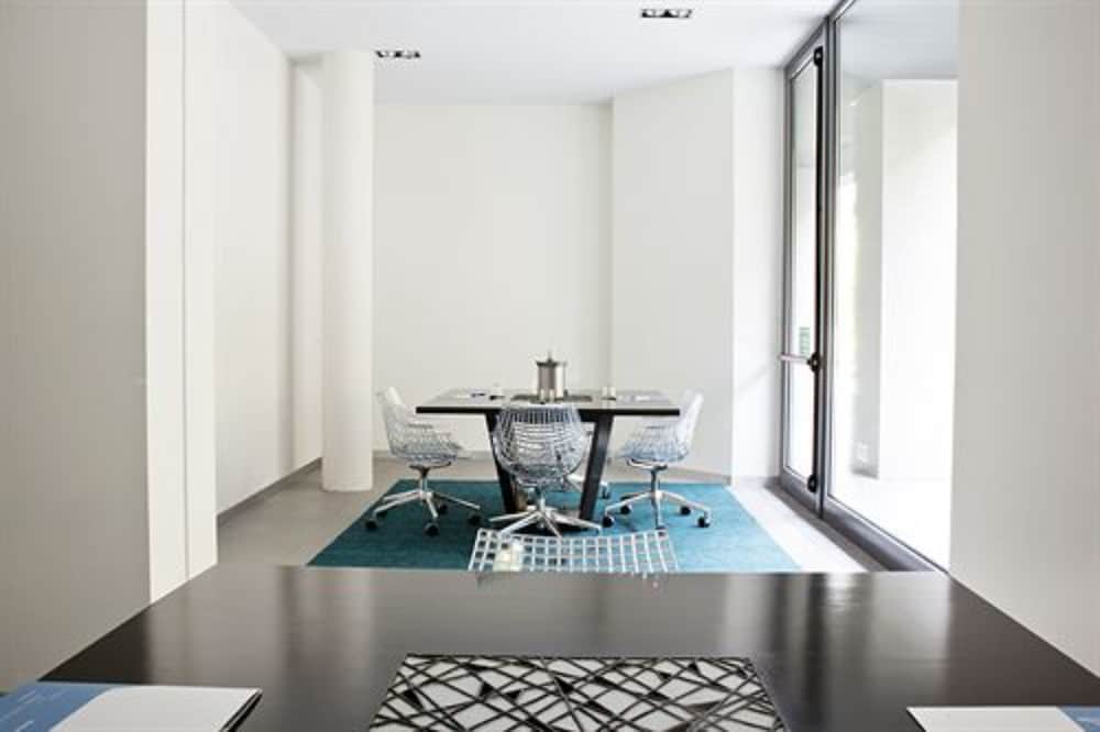 Zambala Luxury Residence 20