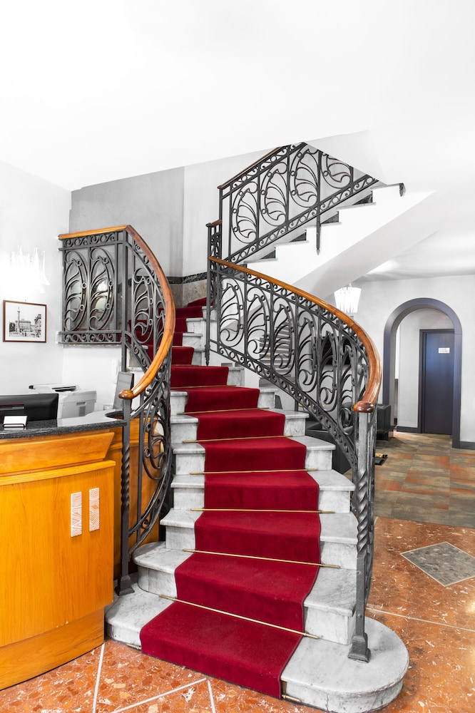 Hotel Piazza di Spagna 3