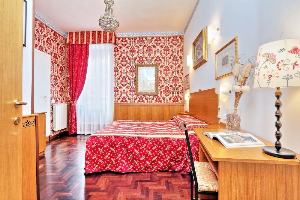 Sonnino Suite 1