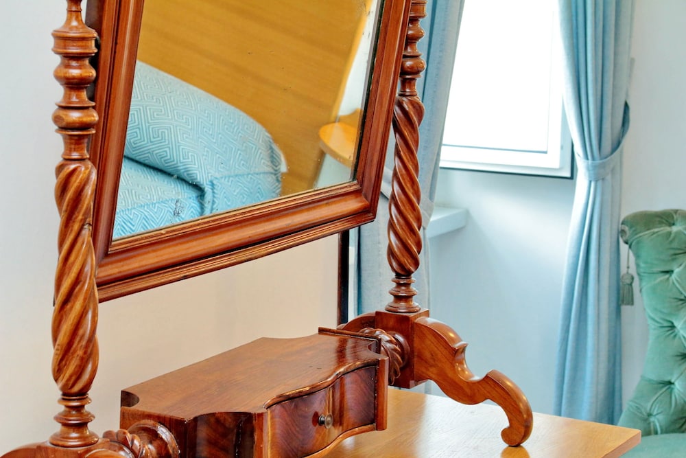 Sonnino Suite 12