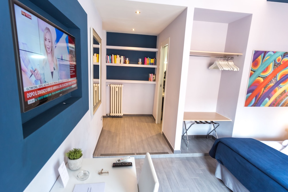 B&B Home 77 9