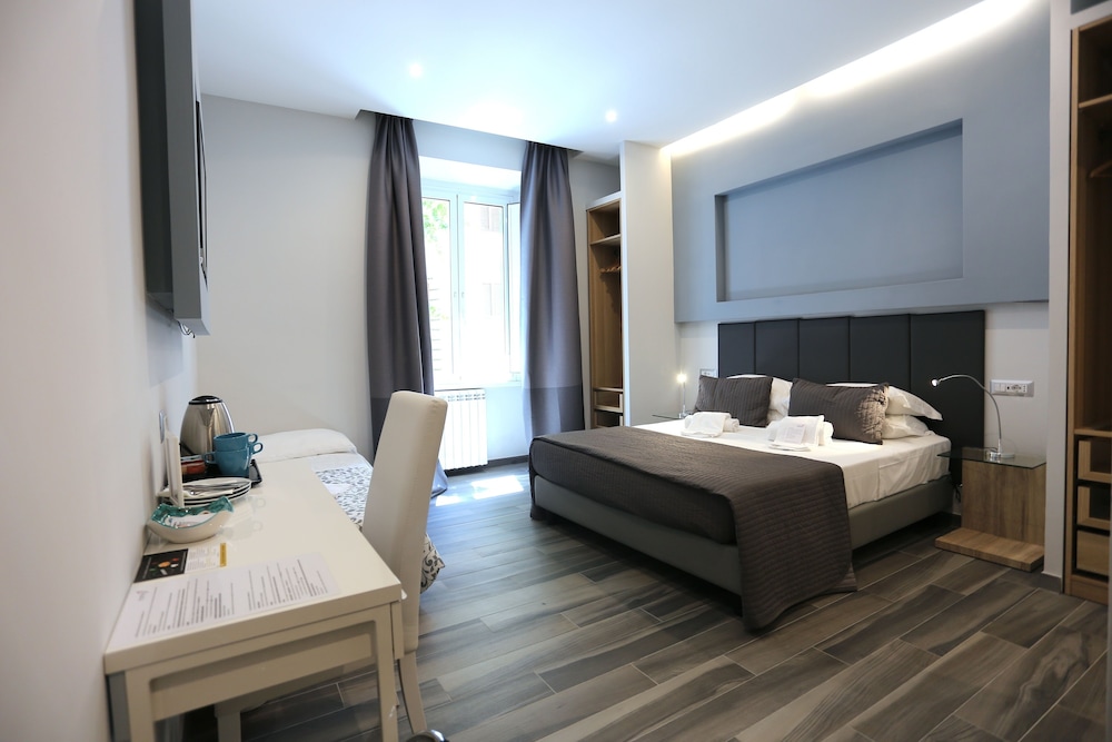 B&B Home 77 24