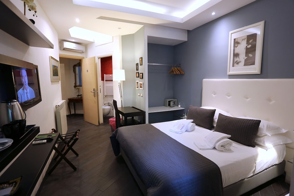 B&B Home 77 17