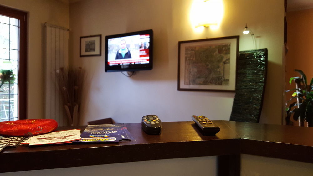 Aurelia Garden Gold Bed & Breakfast 20