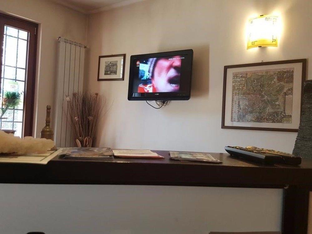 Aurelia Garden Gold Bed & Breakfast 19