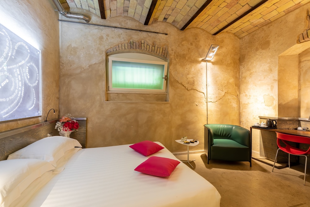La Rovere 12
