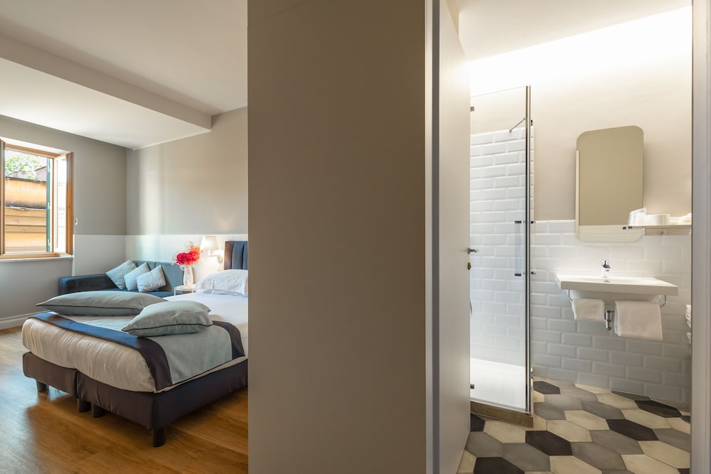 La Rovere 17