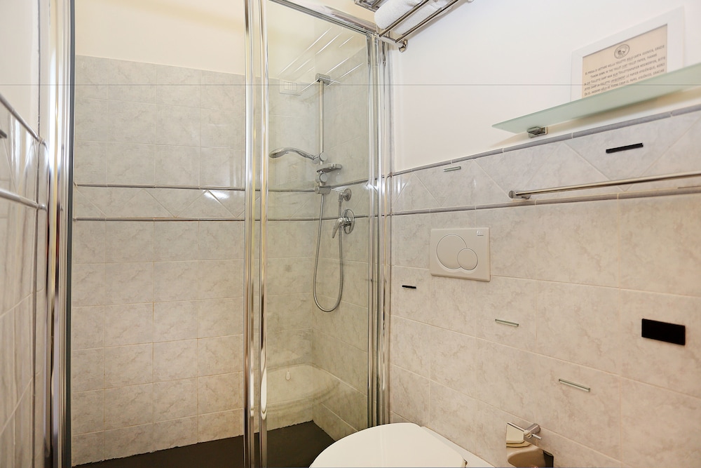 Daplace HQH Colosseo 24