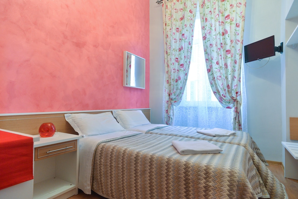 B&T Rooms Trani 13