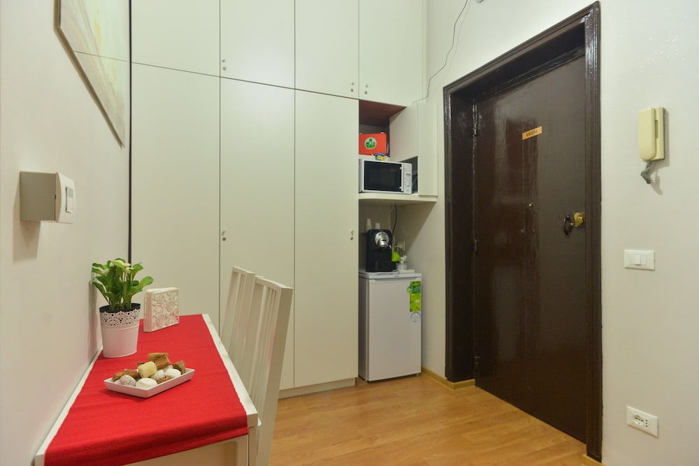B&T Rooms Trani 2