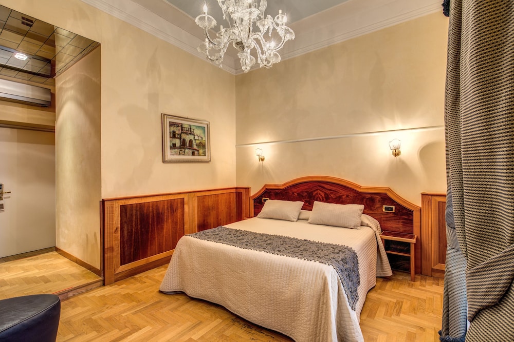 Relais Conte di Cavour 12