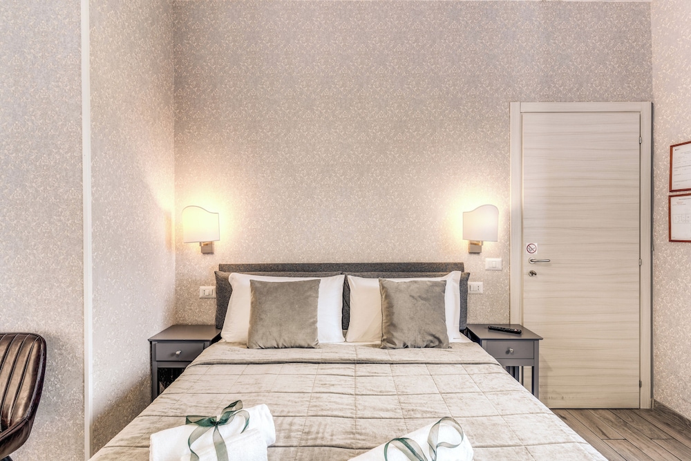 Marta Inn Rome 17