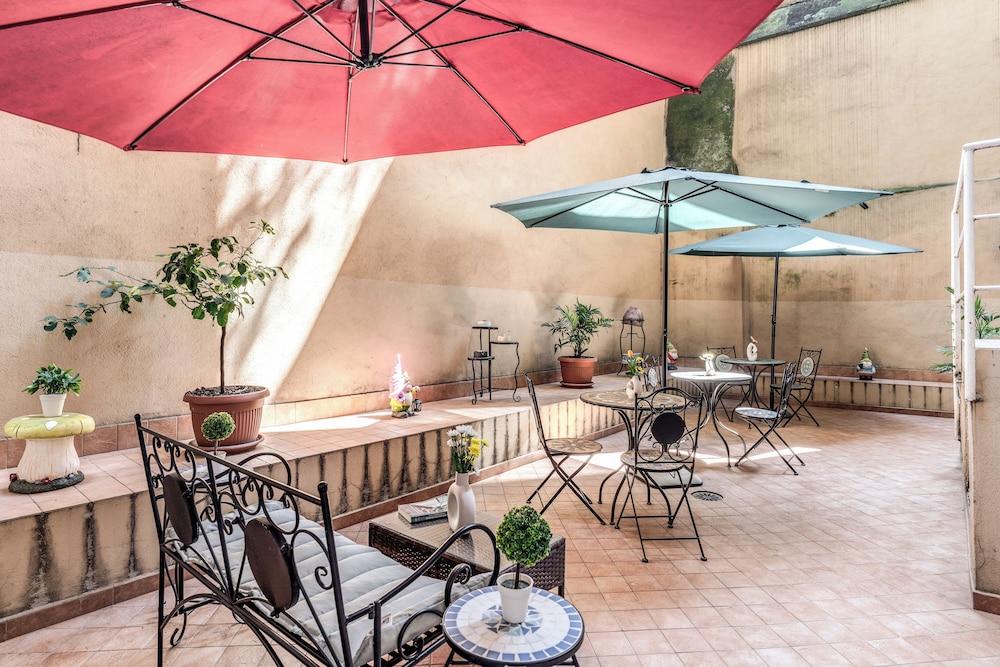 Marta Inn Rome 22