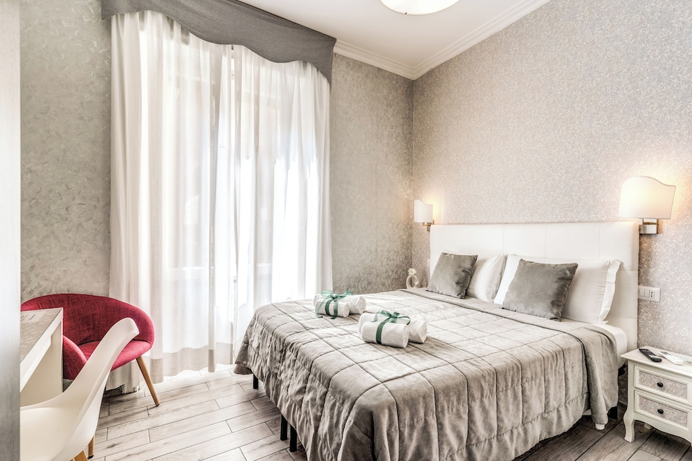 Marta Inn Rome 15