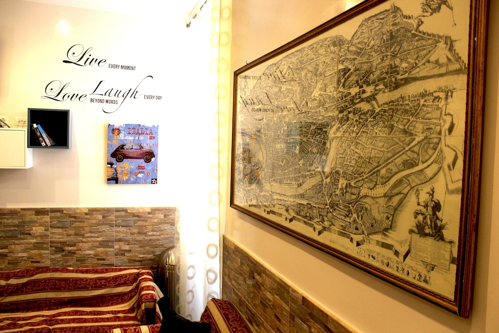 Legends Hostel 5