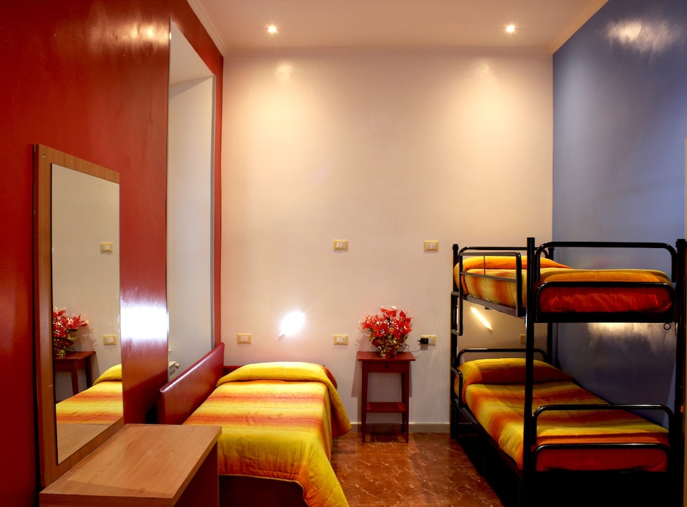 Legends Hostel 23