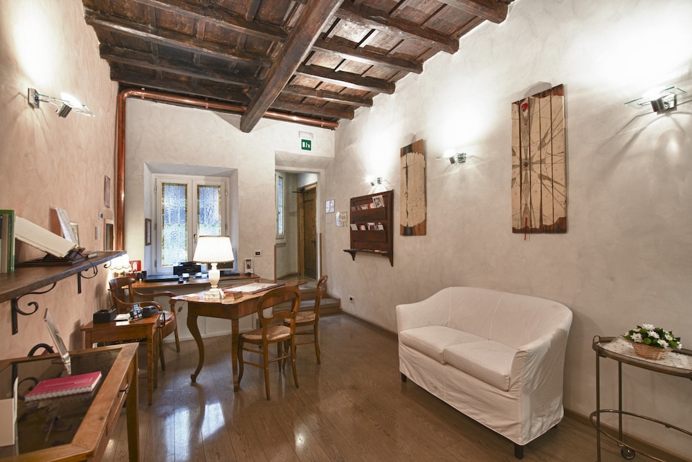 Relais Maddalena Camere In Roma 2