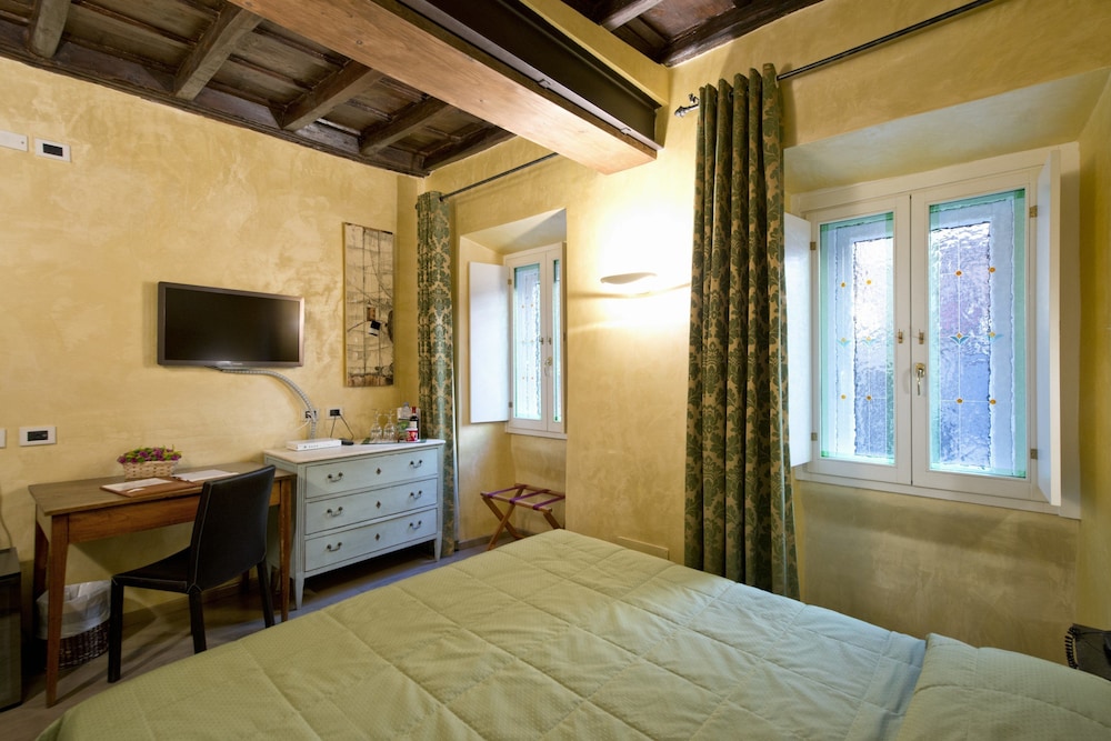 Relais Maddalena Camere In Roma 12