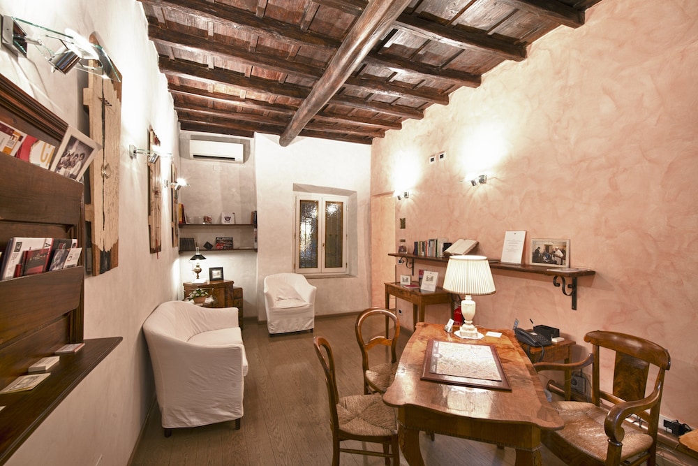 Relais Maddalena Camere In Roma 3