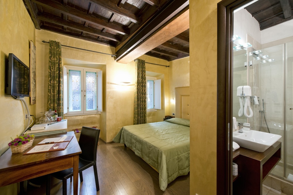 Relais Maddalena Camere In Roma 13