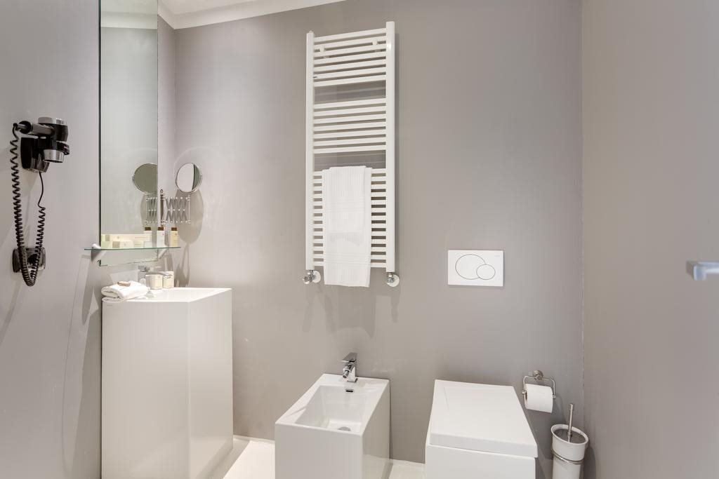 Piazza di Spagna Suites 5