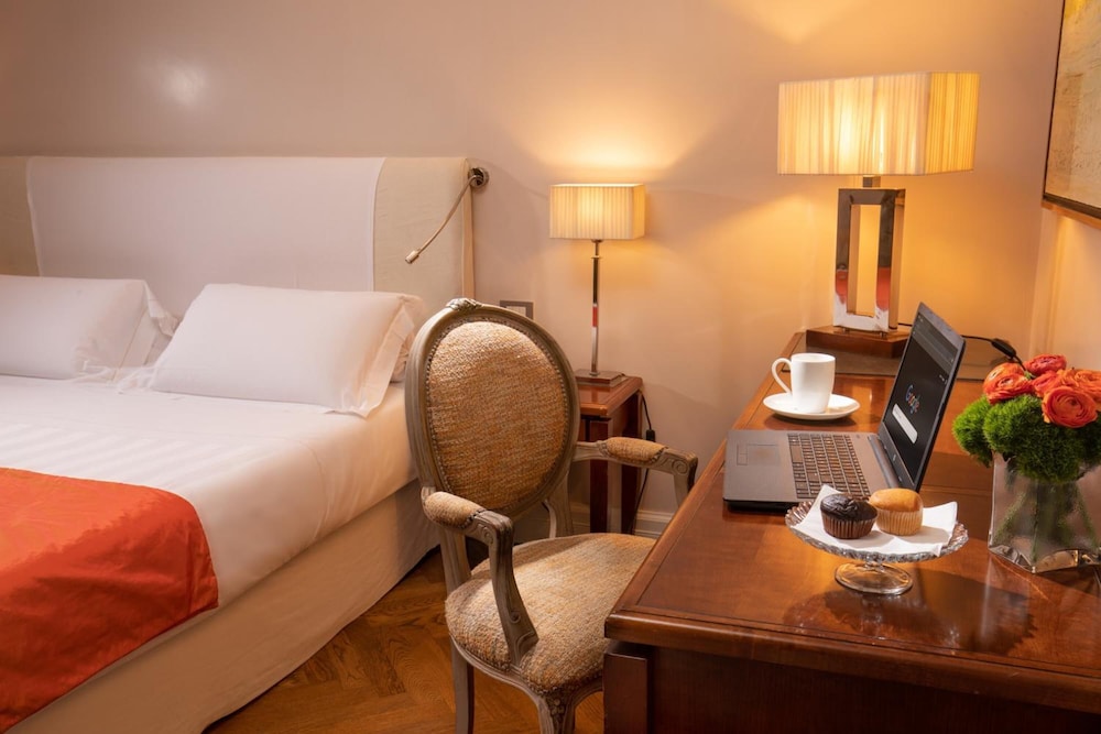 Vivaldi Luxury Rooms 16