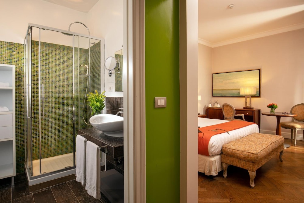 Vivaldi Luxury Rooms 11
